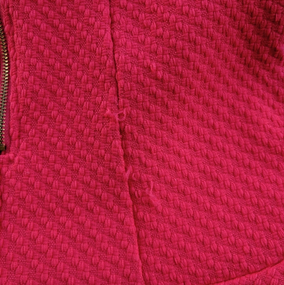 🌸Gianni Bini Hot Pink Flared Skirt🌸 - Picture 2 of 3